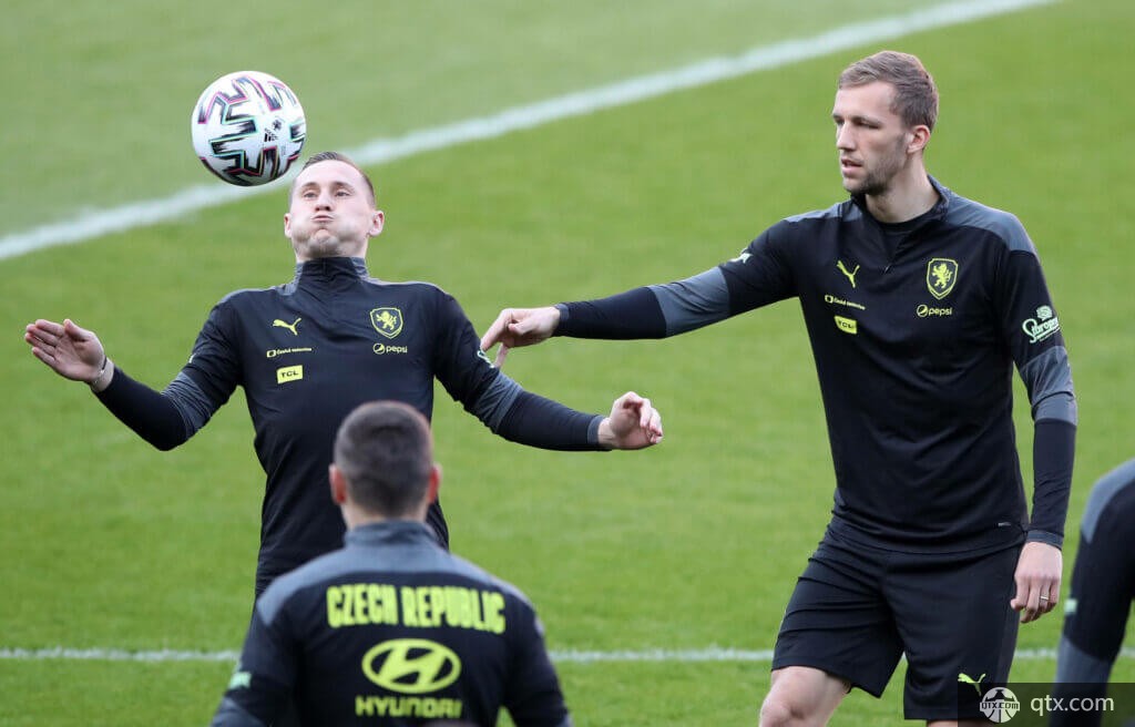 比赛中全力 比赛中全力