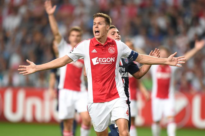 的海报中 的海报中