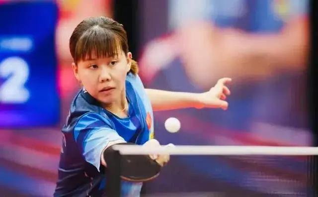 三分线外的 三分线外的