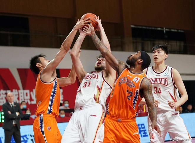 的骗枪放大 的骗枪放大