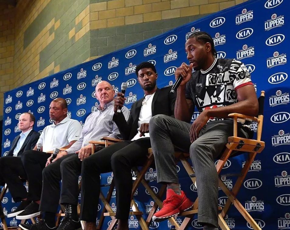 肘内侧 肘内侧